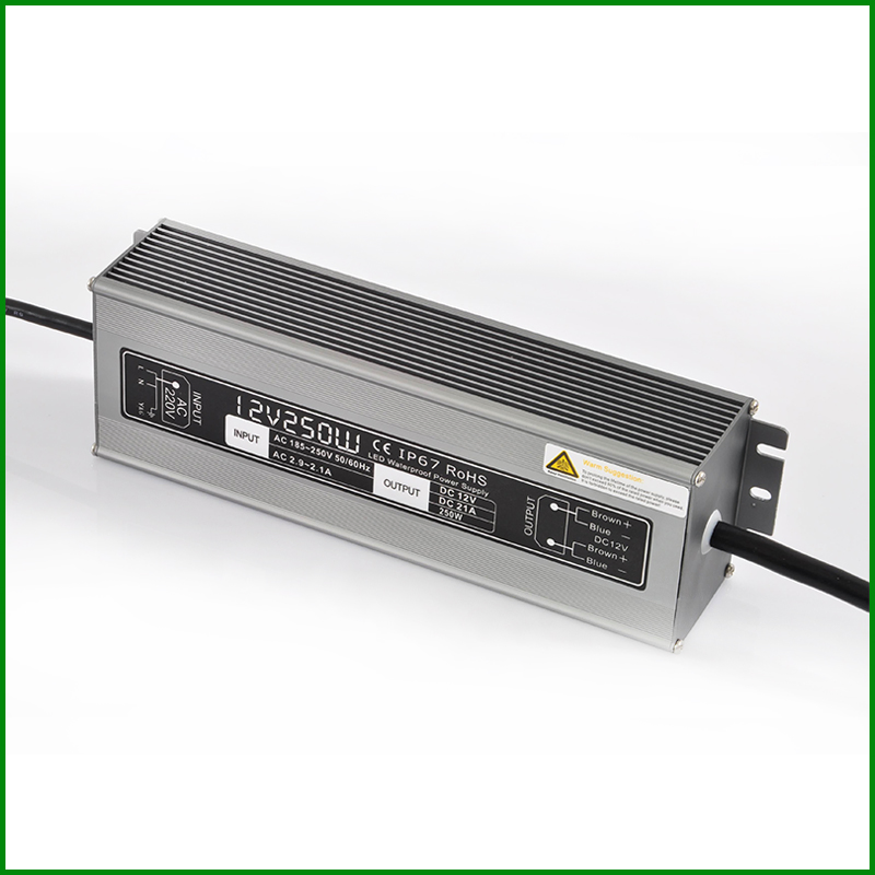 Constant Voltage Waterproof Outdoor IP67 AC 220V to DC 12V LED Power Driver with Ce RoHS