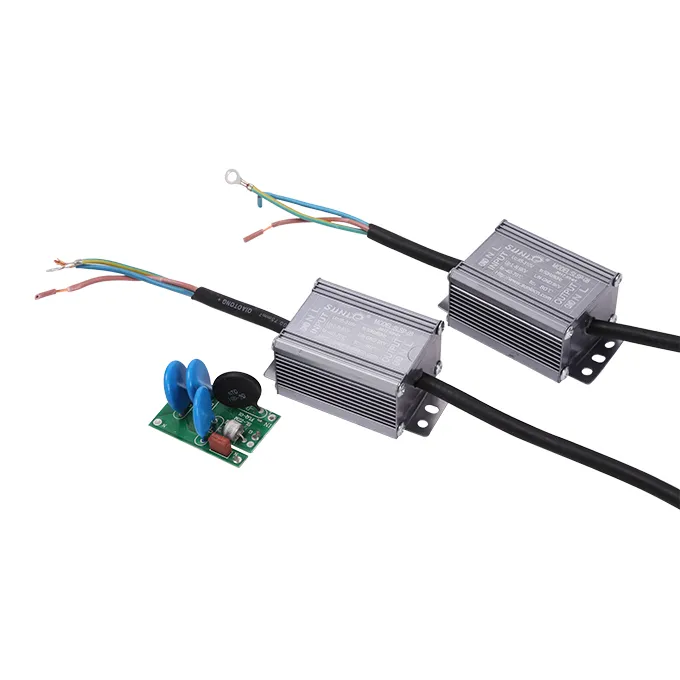 Efficiency 0.95 Mini 300mA LED Driver with Street Light (SLEDR10)