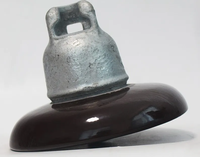 Fog Type Porcelain Suspension Insulators