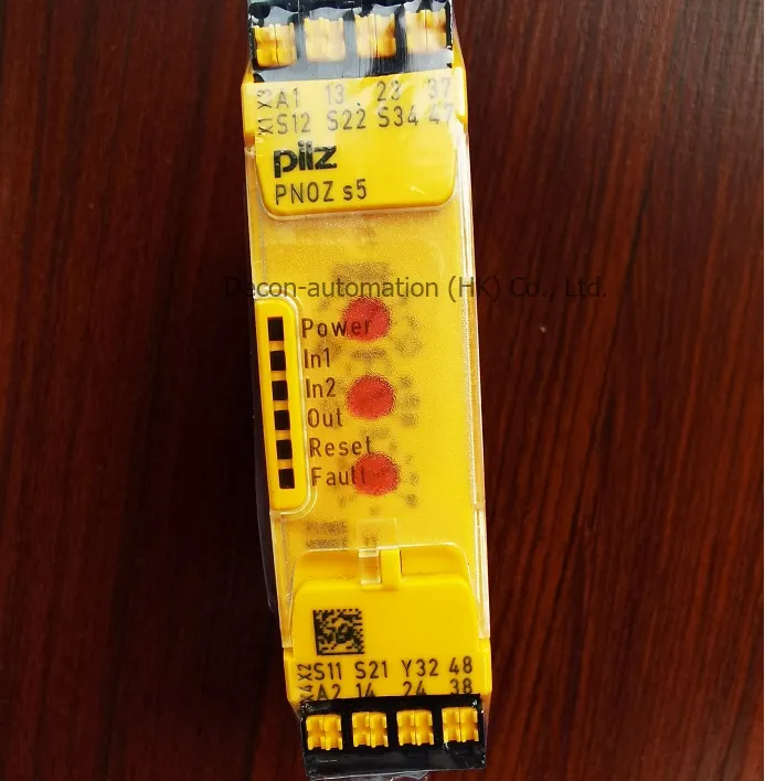 Pilz 773100 Pnozmulti Controllers Configurable Safety Relay