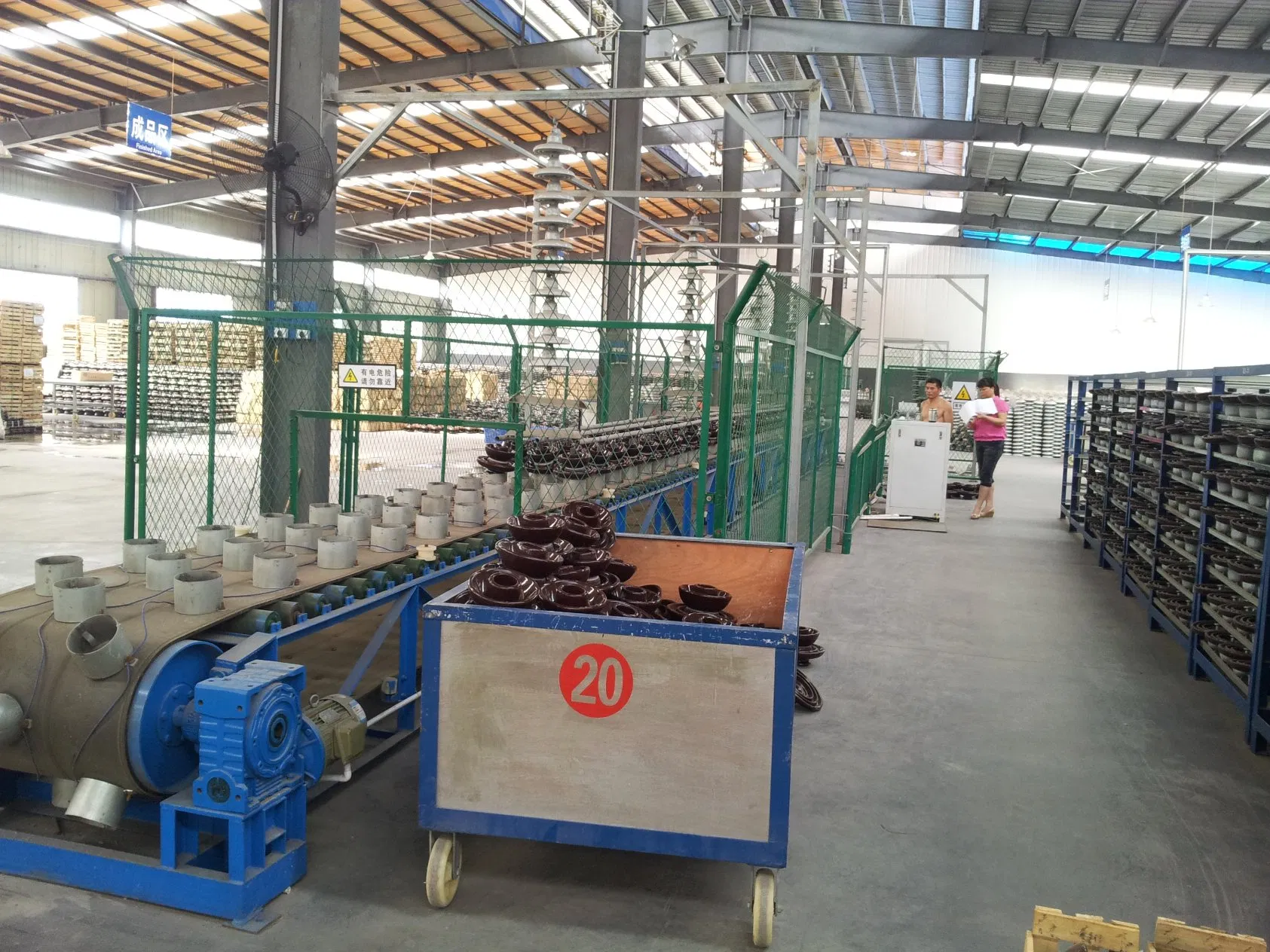 Pin Type ANSI 55-3 Porcelain/ Ceramic Insulator for High Voltage Line