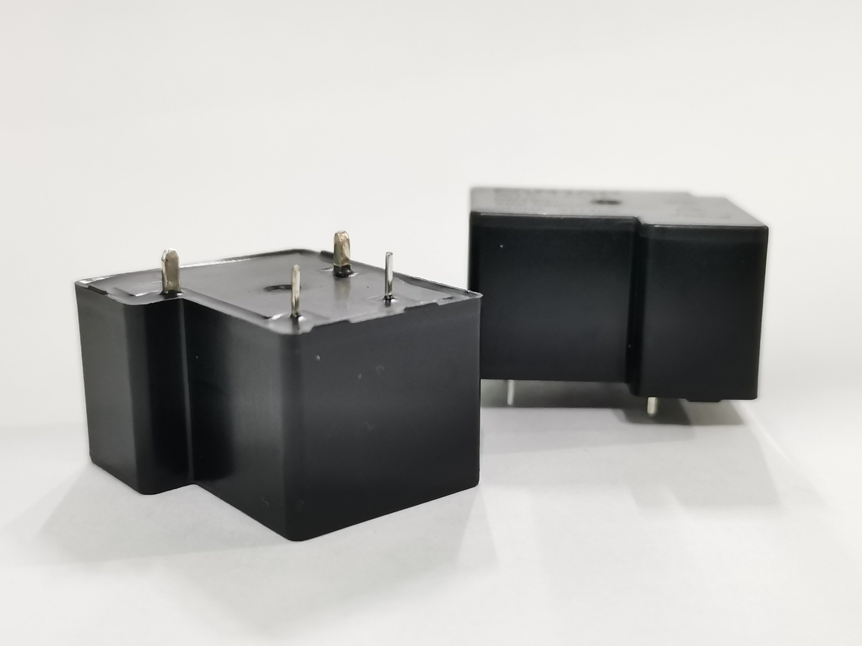 Power Relay with 1A Contact Arrangement